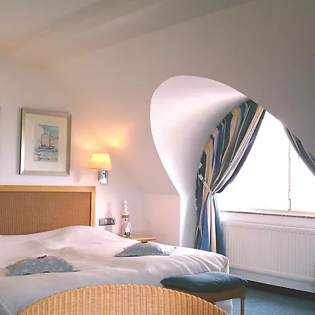 酒店 斯坦德瑶斯特霍夫公寓 于斯德